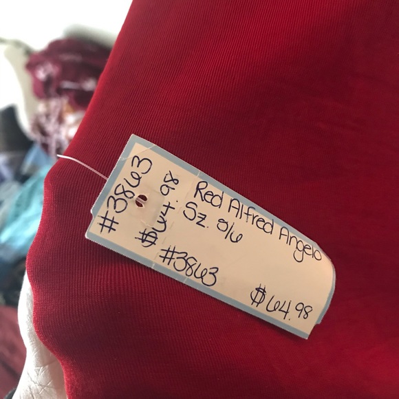 PROM DRESS - Picture 4 of 4